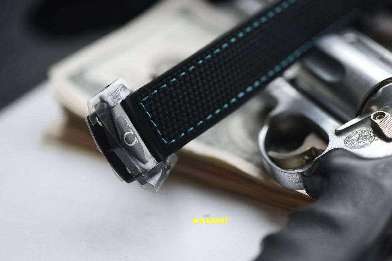 VS新款欧米茄海马世界时系列215.92.46.22.01.006，600米215.92.46.22.01.007腕表 / VS832