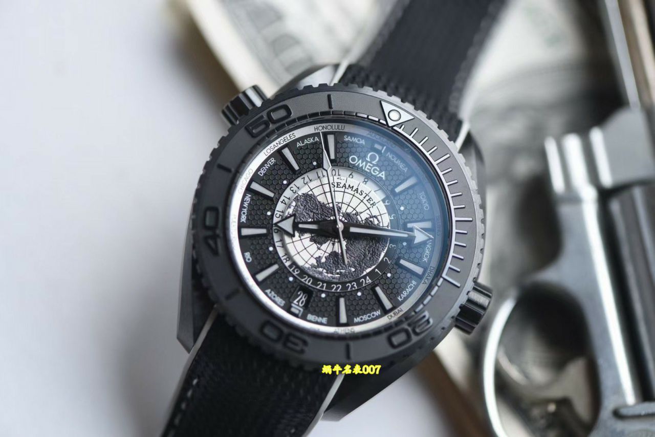 VS新款欧米茄海马世界时系列215.92.46.22.01.006，600米215.92.46.22.01.007腕表 / VS832