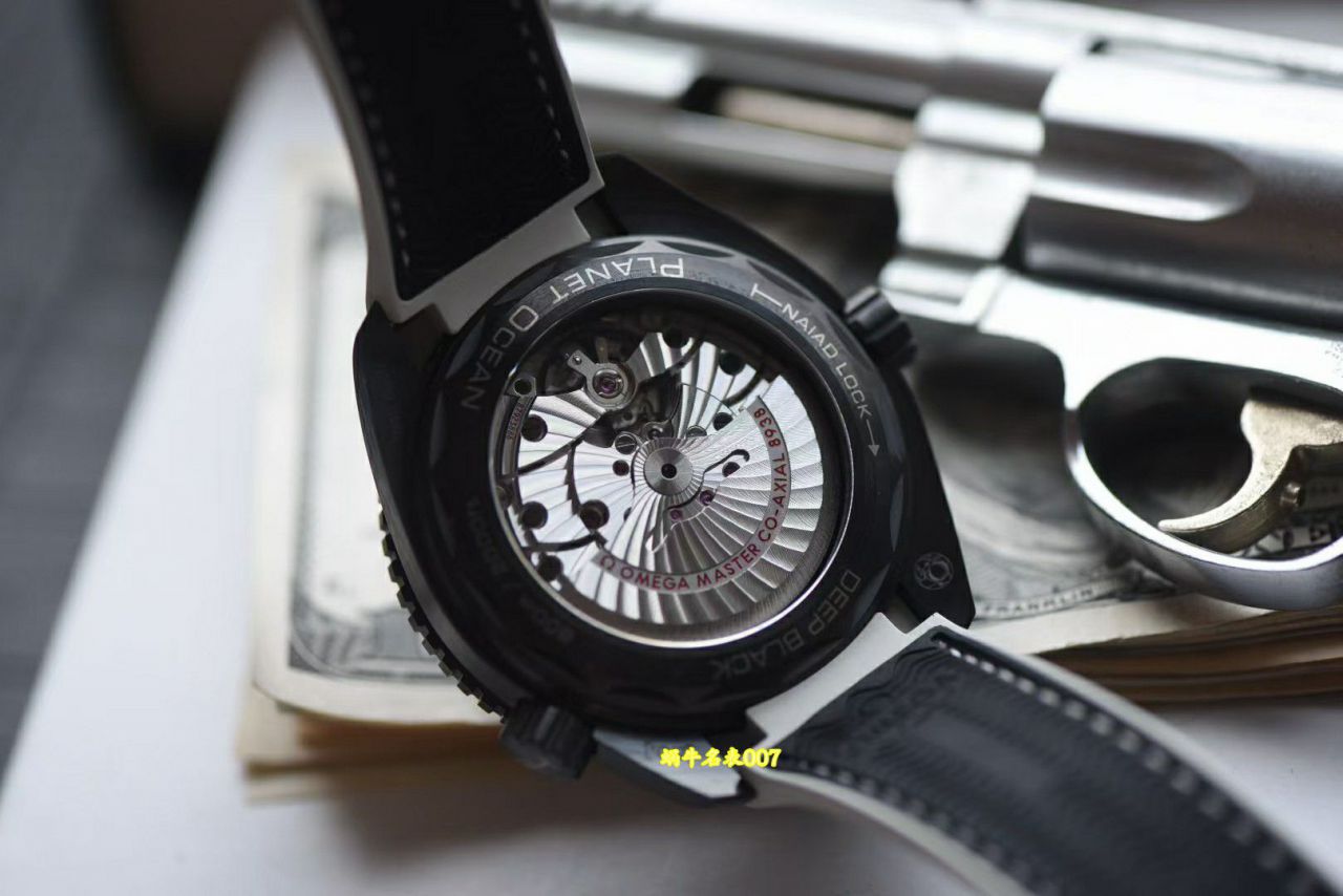 VS新款欧米茄海马世界时系列215.92.46.22.01.006，600米215.92.46.22.01.007腕表 / VS832