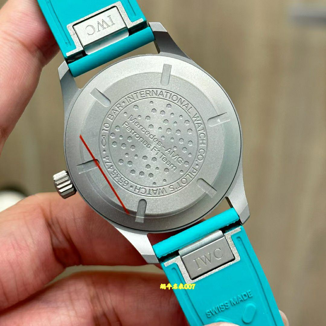 M+厂万国顶级复刻手表飞行员系列IW328210(梅赛德斯-AMG马石油F1™车队特别版) / IW670