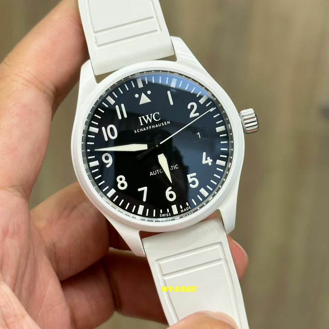 M+厂IWC万国表飞行员太浩湖IW328104腕表 / IW671