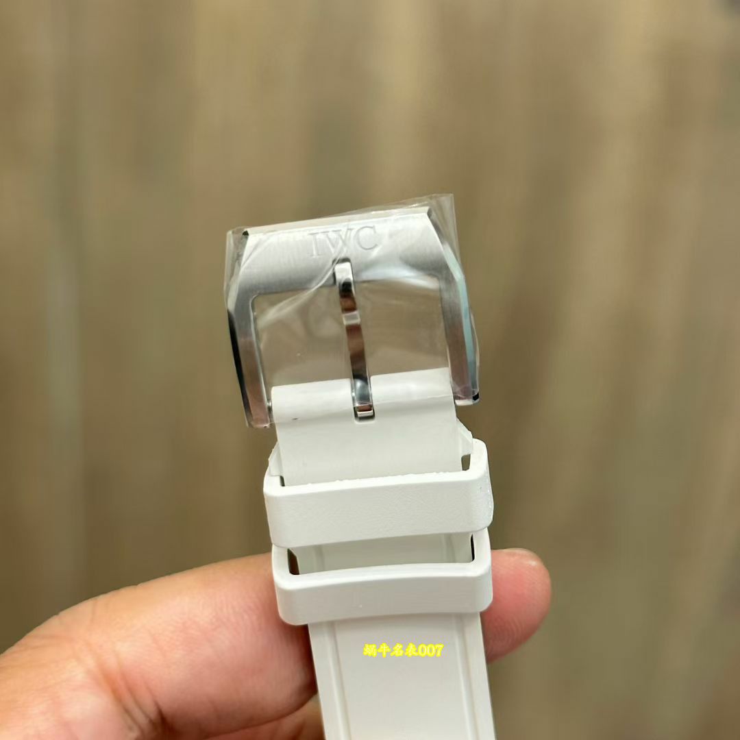 M+厂IWC万国表飞行员太浩湖IW328104腕表 / IW671