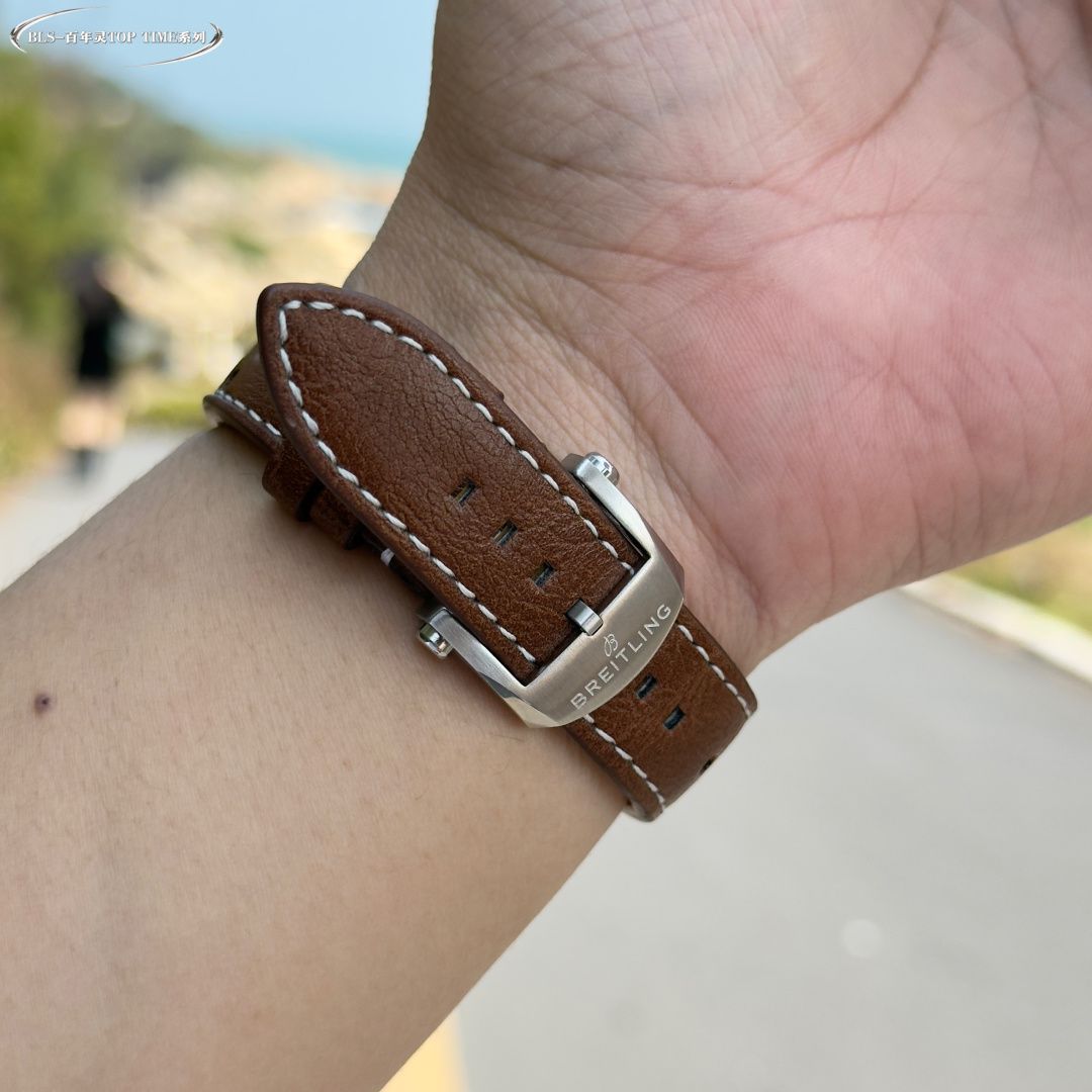 BLS百年灵TOP TIME系列AB01764A1C1X1腕表 /  