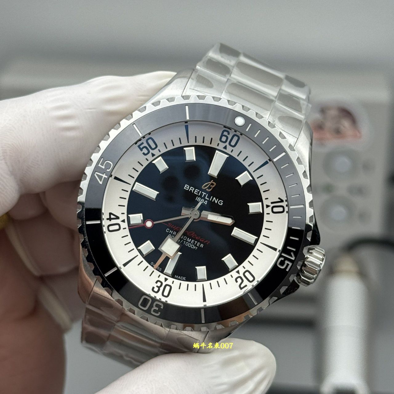 BLS百年灵超级海洋系列A17375211B1A1腕表 /  