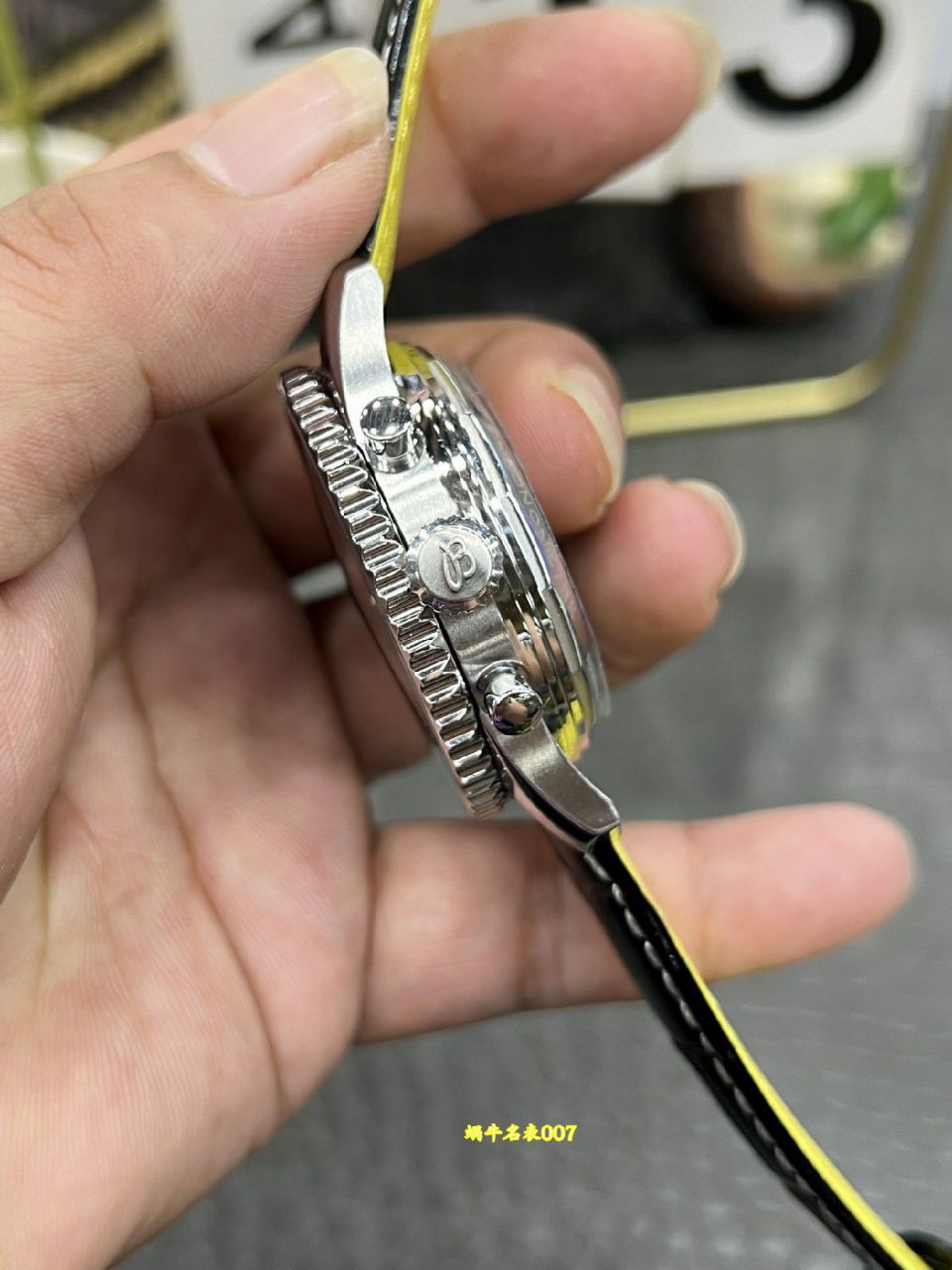 BLS百年灵航空计时系列AB0138241C1P1腕表 /  