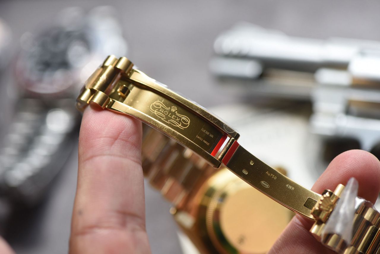 视频评测VS厂182 克 配重版劳力士星期日历型系列m228238-0059腕表(黑冰糖) /  