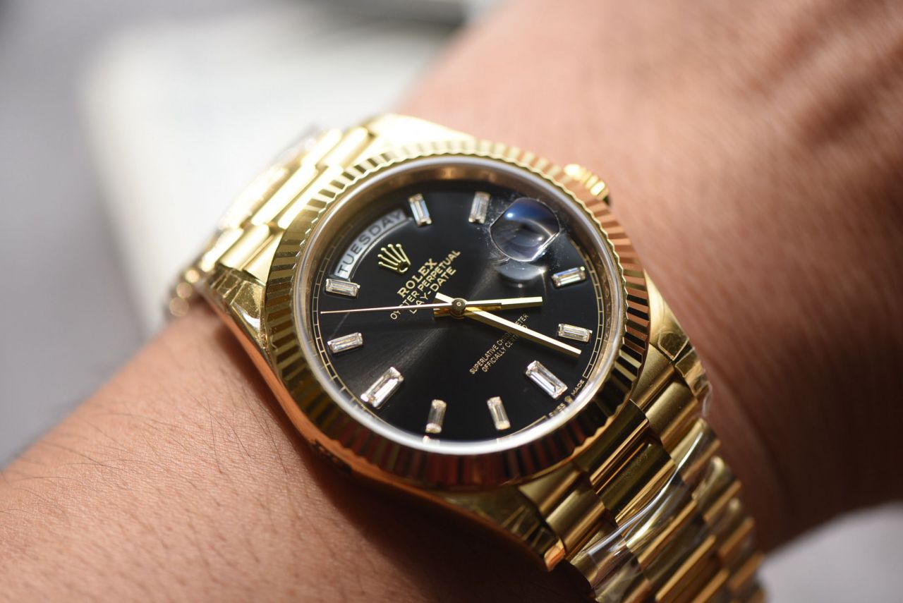 视频评测VS厂182 克 配重版劳力士星期日历型系列m228238-0059腕表(黑冰糖) /  