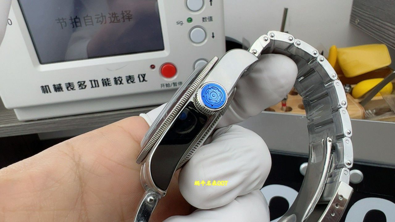 ZF帝舵碧湾系列M79830RB-0001复刻腕表(碧湾可乐圈) /  