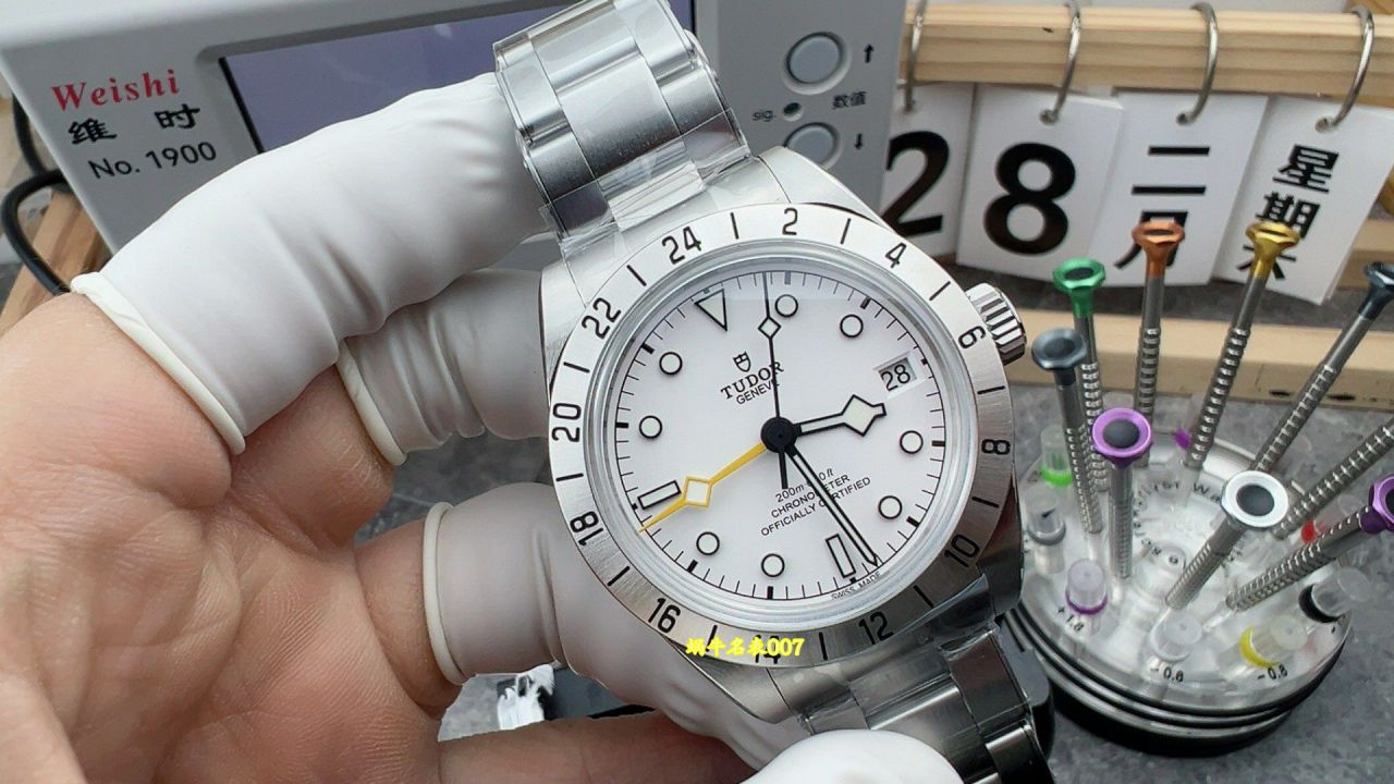 ZF帝舵碧湾GMT复刻手表M79470-0004腕表 /  