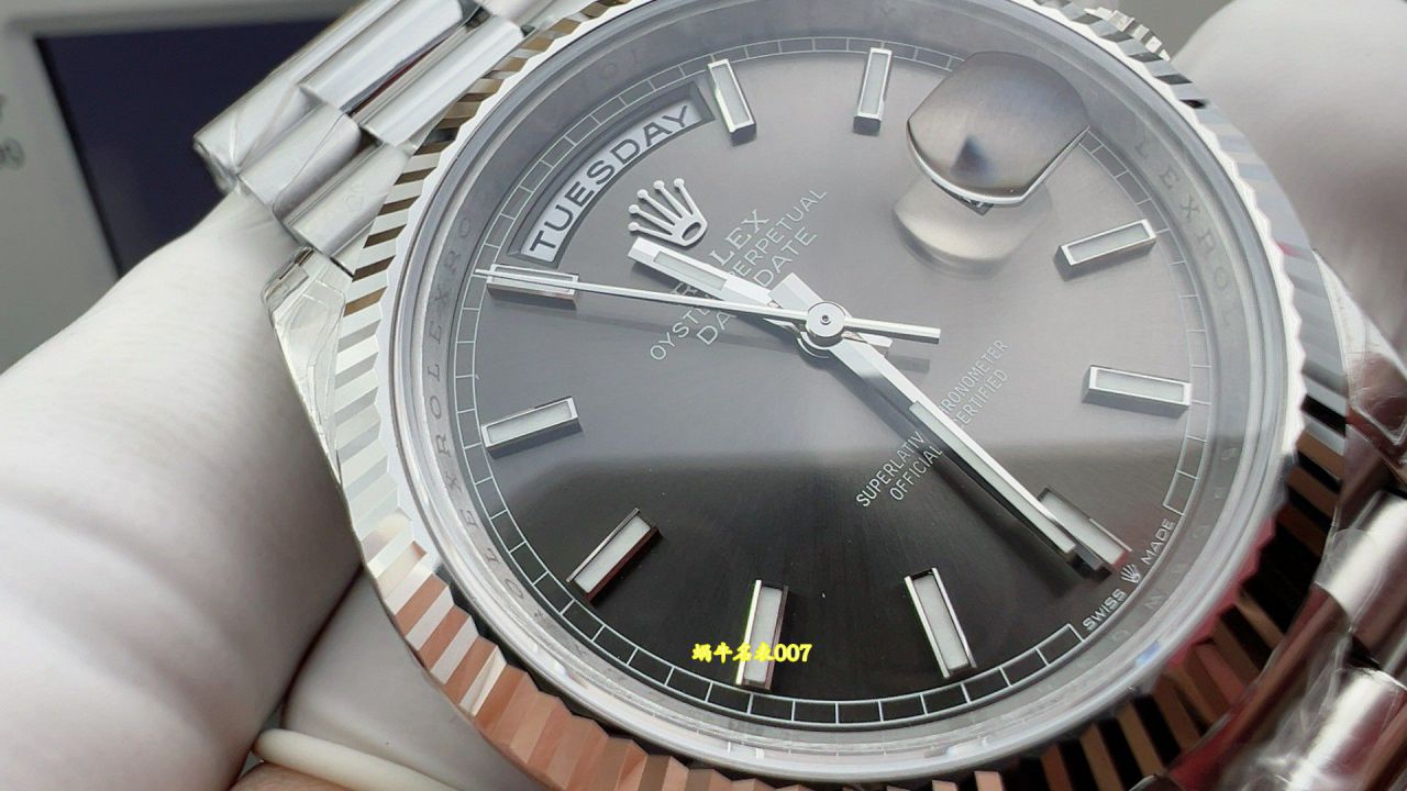 VS灰面DD 劳力士星期日历型系列m228236-0013腕表 /  