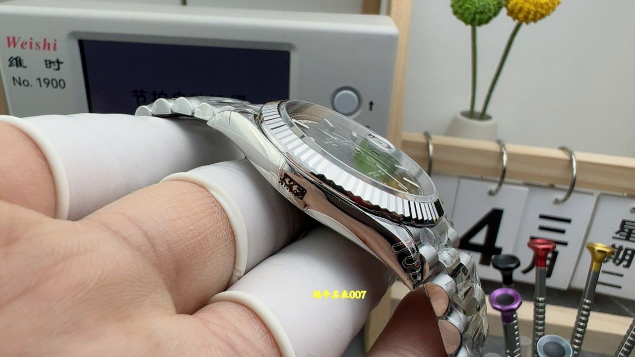 VS灰面DD 劳力士星期日历型系列m228236-0013腕表 /  