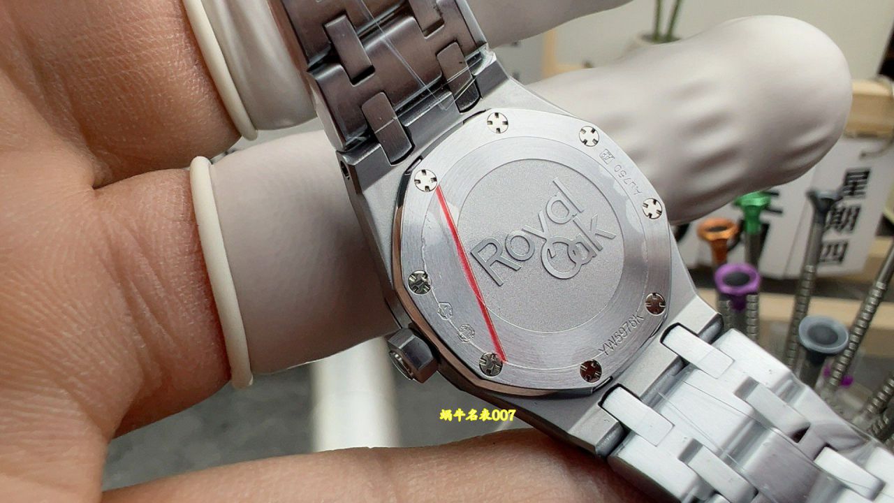 原单女表爱彼皇家橡树系列67630BC.GG.1312BC.01腕表 /  