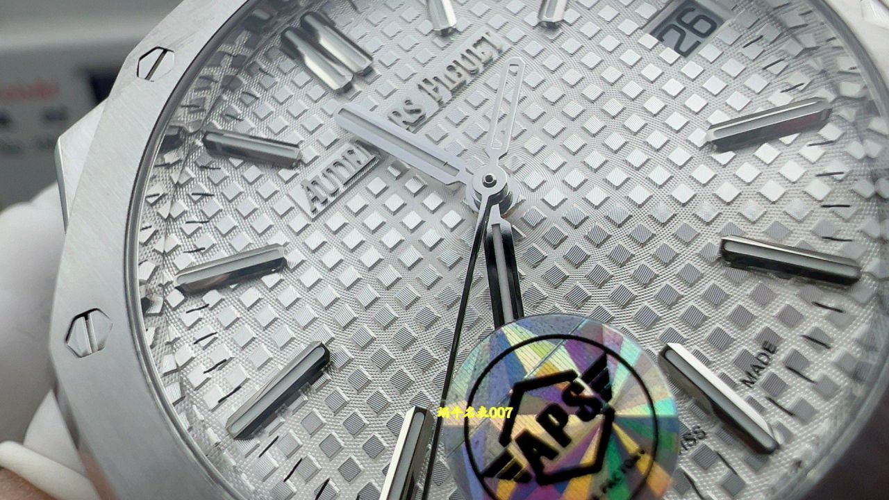 APS无卡度爱彼皇家橡树复刻手表15510ST.OO.1320ST.08腕表 /  